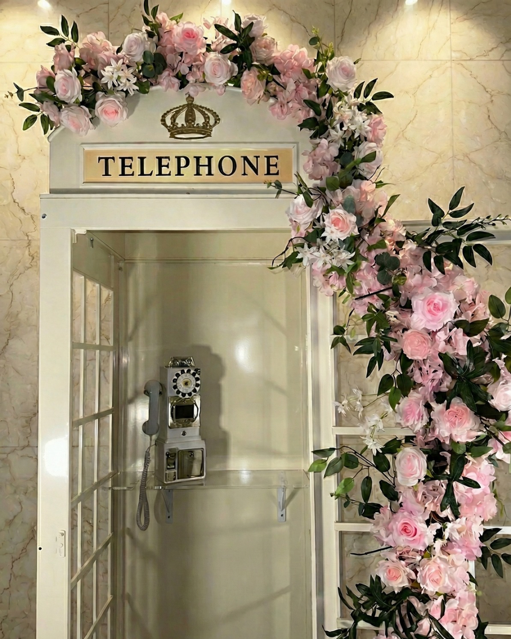 V London Video Guestbook Booth
